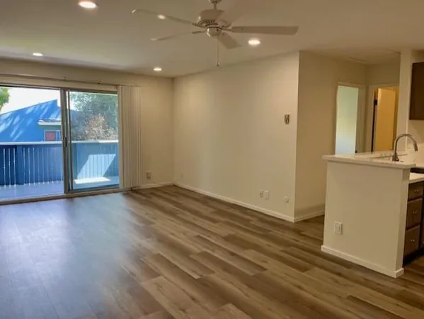 $2,700 | 249 Boardwalk Avenue, Unit E, San Bruno, CA 94066