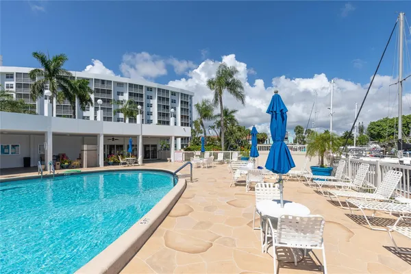 $224,500 | 2731 Northeast 14th Street Causeway, Unit 710, Pompano Beach, FL 33062