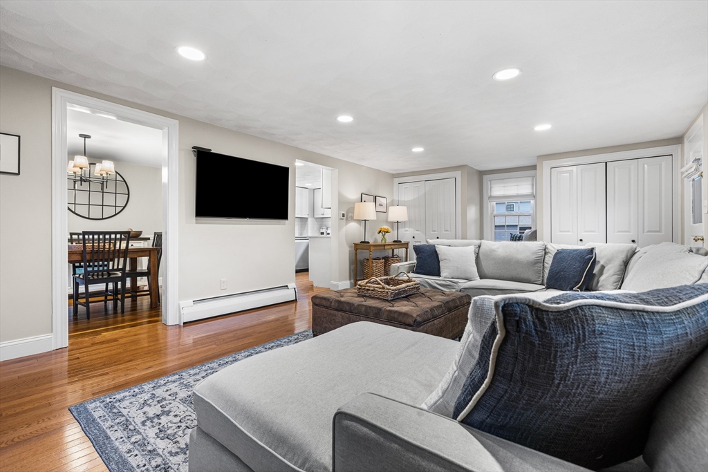49 Springvale Road Reading, MA 01867 - Photo 11 of 42 Gallery Image 11
