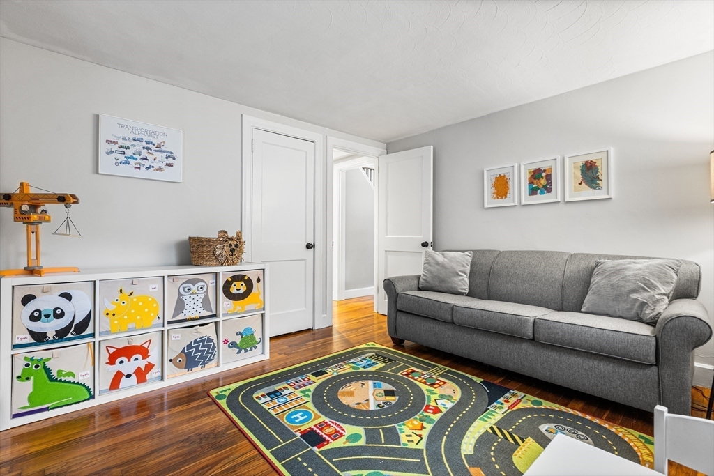 49 Springvale Road Reading, MA 01867 - Photo 14 of 42 Gallery Image 14