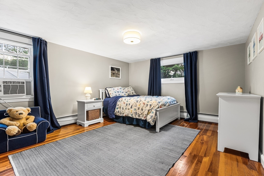49 Springvale Road Reading, MA 01867 - Photo 17 of 42 Gallery Image 17