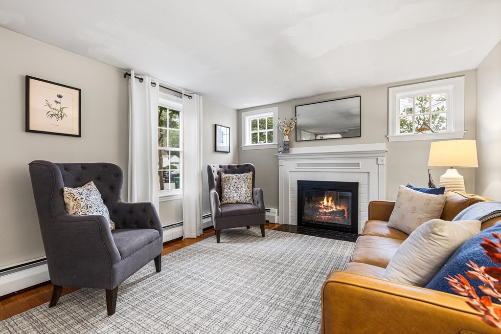 49 Springvale Road Reading, MA 01867 - Photo 5 of 42 Gallery Image 5
