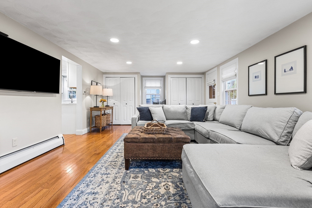 49 Springvale Road Reading, MA 01867 - Photo 8 of 42 Gallery Image 8