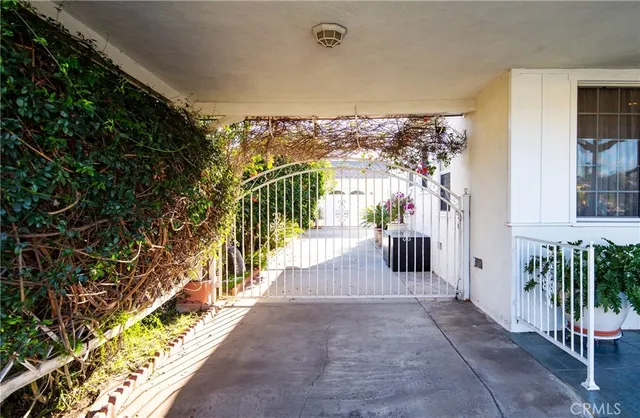 $1,199,000 | 9356 Farm Street, Downey, CA 90241