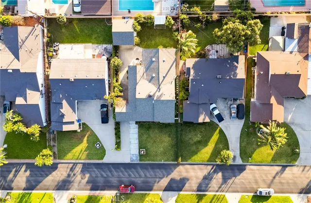 $1,199,000 | 9356 Farm Street, Downey, CA 90241
