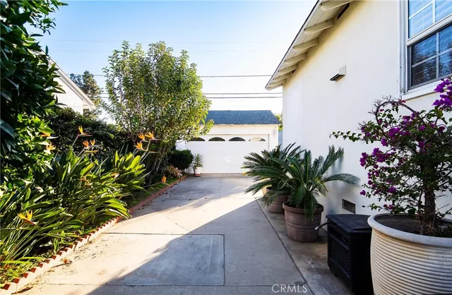 $1,199,000 | 9356 Farm Street, Downey, CA 90241