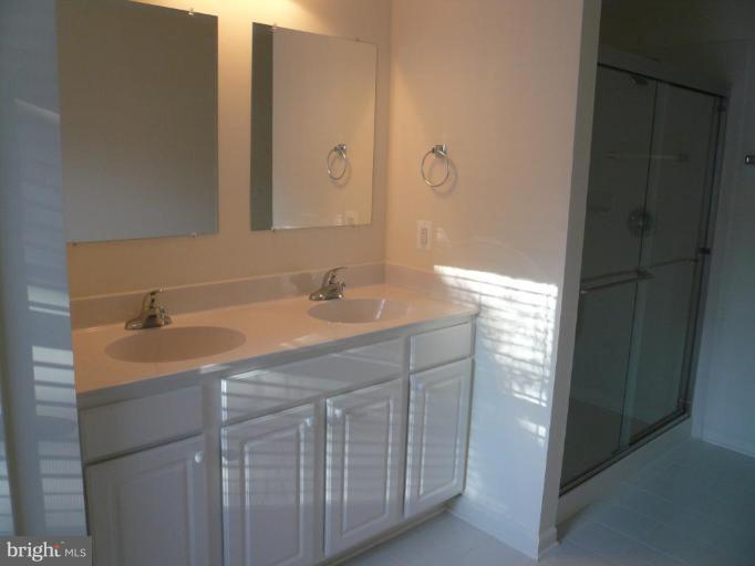 1002 Kirkcolm Road Towson, MD 21286 - Photo 10 of 17 Master Bath