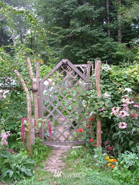 10225 Warfield Road Sedro-Woolley, WA 98284 - Photo 18 of 25 Gallery Image 18