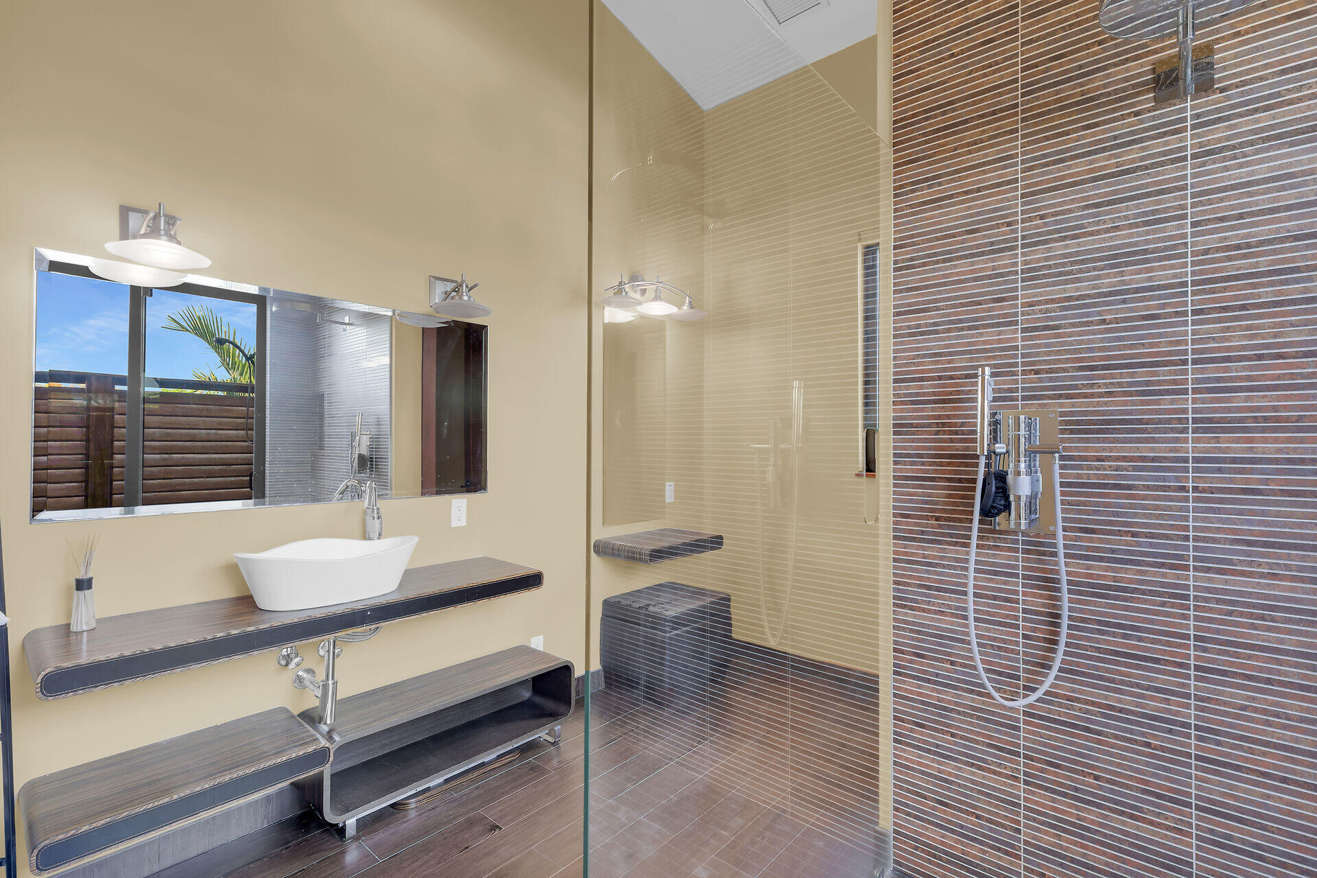 352 Sound Drive Key Largo, FL 33037 - Photo 25 of 61 Primary bath