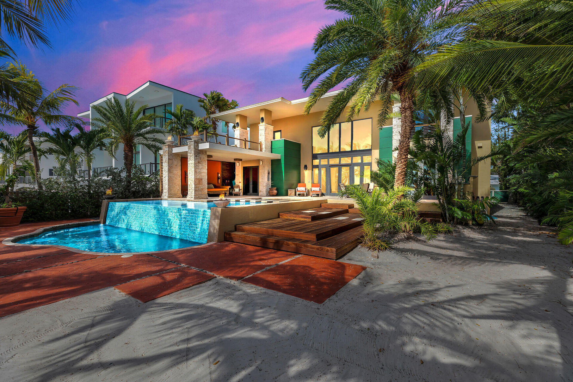 352 Sound Drive Key Largo, FL 33037 - Photo 5 of 61 Two level pool