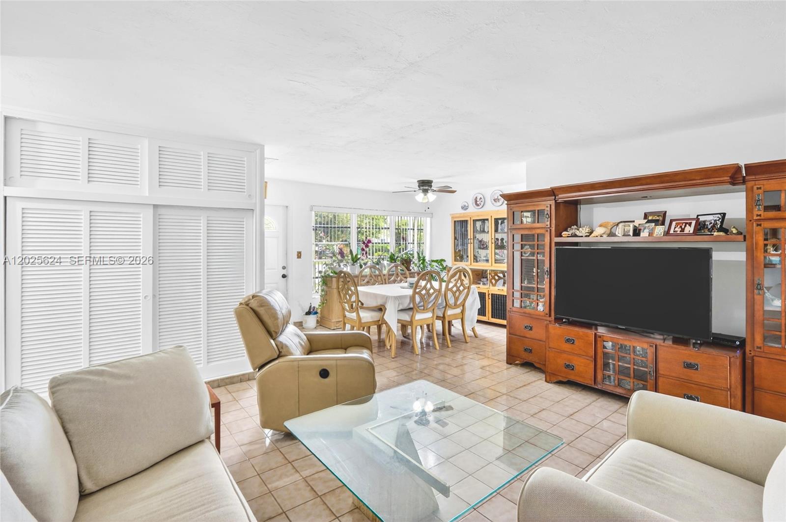 9231 Southwest 16th Street Miami, FL 33165 - Photo 6 of 29