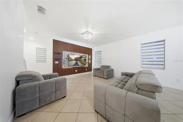 $599,000 | 11742 Winterset Cove Drive, Riverview, FL 33579