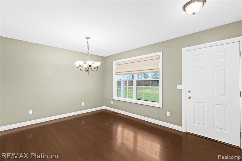 3980 Byron Road Howell, MI 48855 - Photo 17 of 47