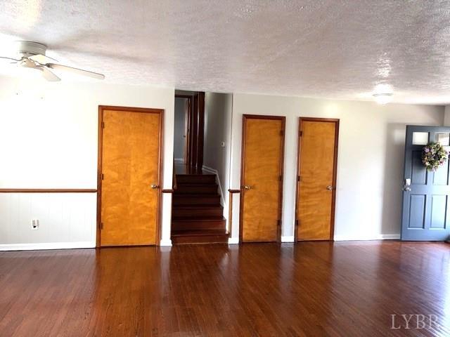 270 Crestview Drive Rustburg, VA 24588 - Photo 10 of 31