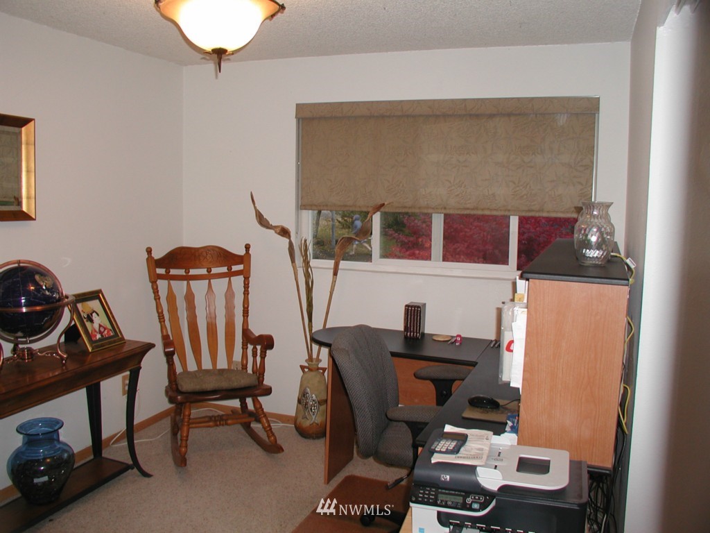 19003 127th Place Southeast Renton, WA 98058 - Photo 11 of 15
