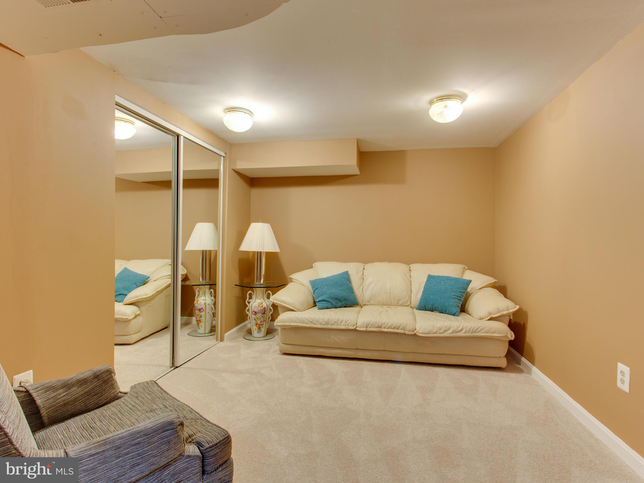 1616 Parham Road Silver Spring, MD 20903 - Photo 19 of 22 Den/Office/Bonus Room