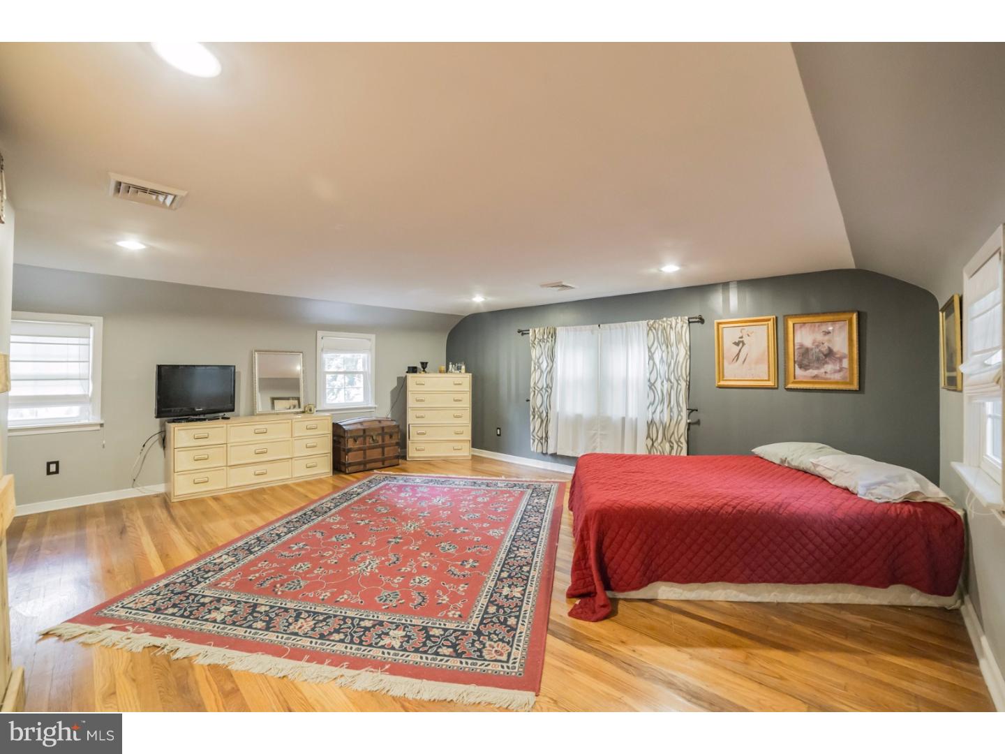 152 Beulah Road Doylestown, PA 18901 - Photo 17 of 25 Master Bedroom