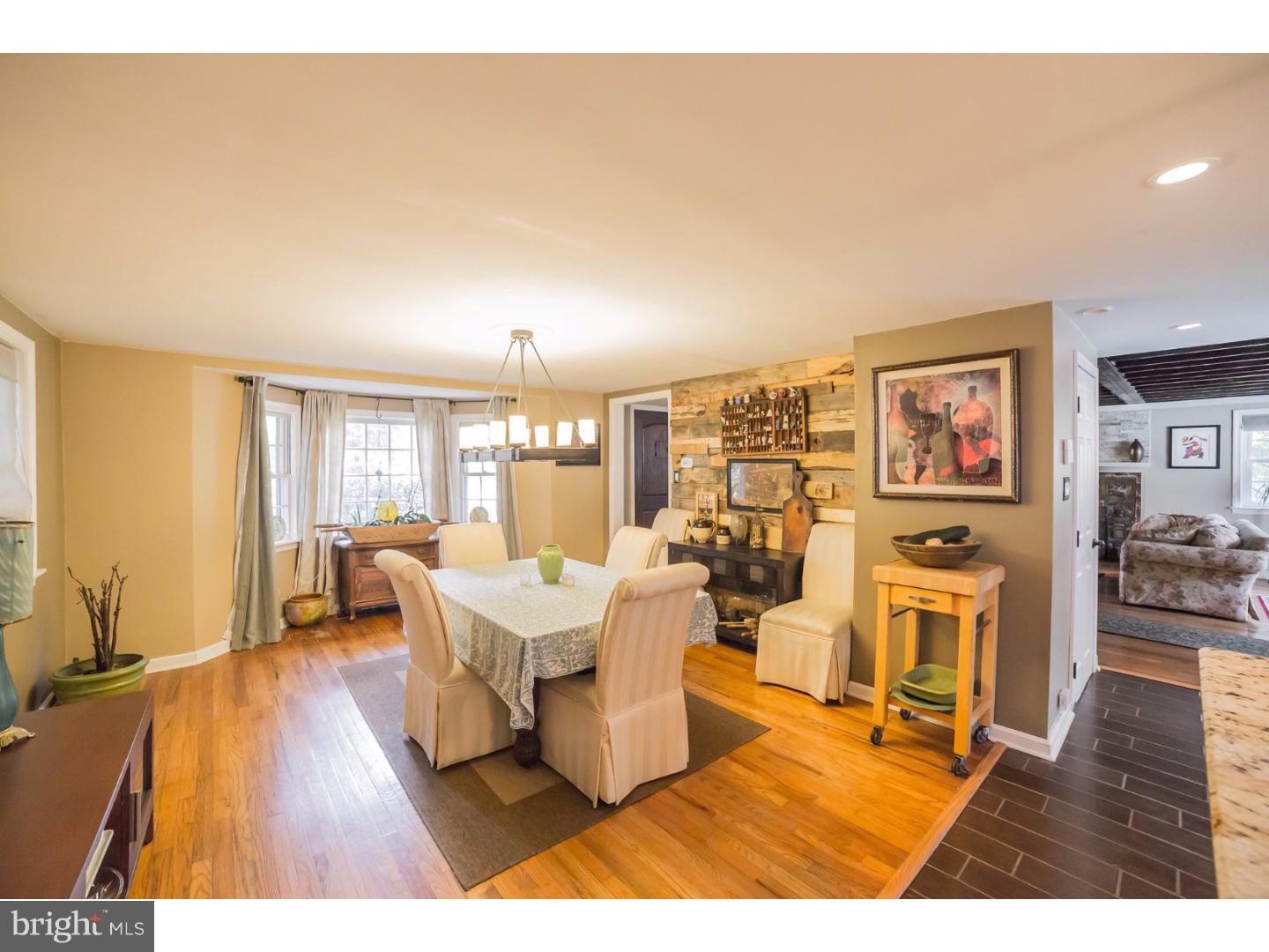 152 Beulah Road Doylestown, PA 18901 - Photo 9 of 25 Dining Room