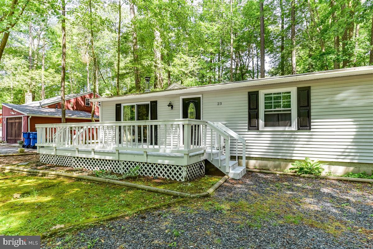 23 Falcon Bridge Road Berlin, MD 21811 - Photo 2 of 36