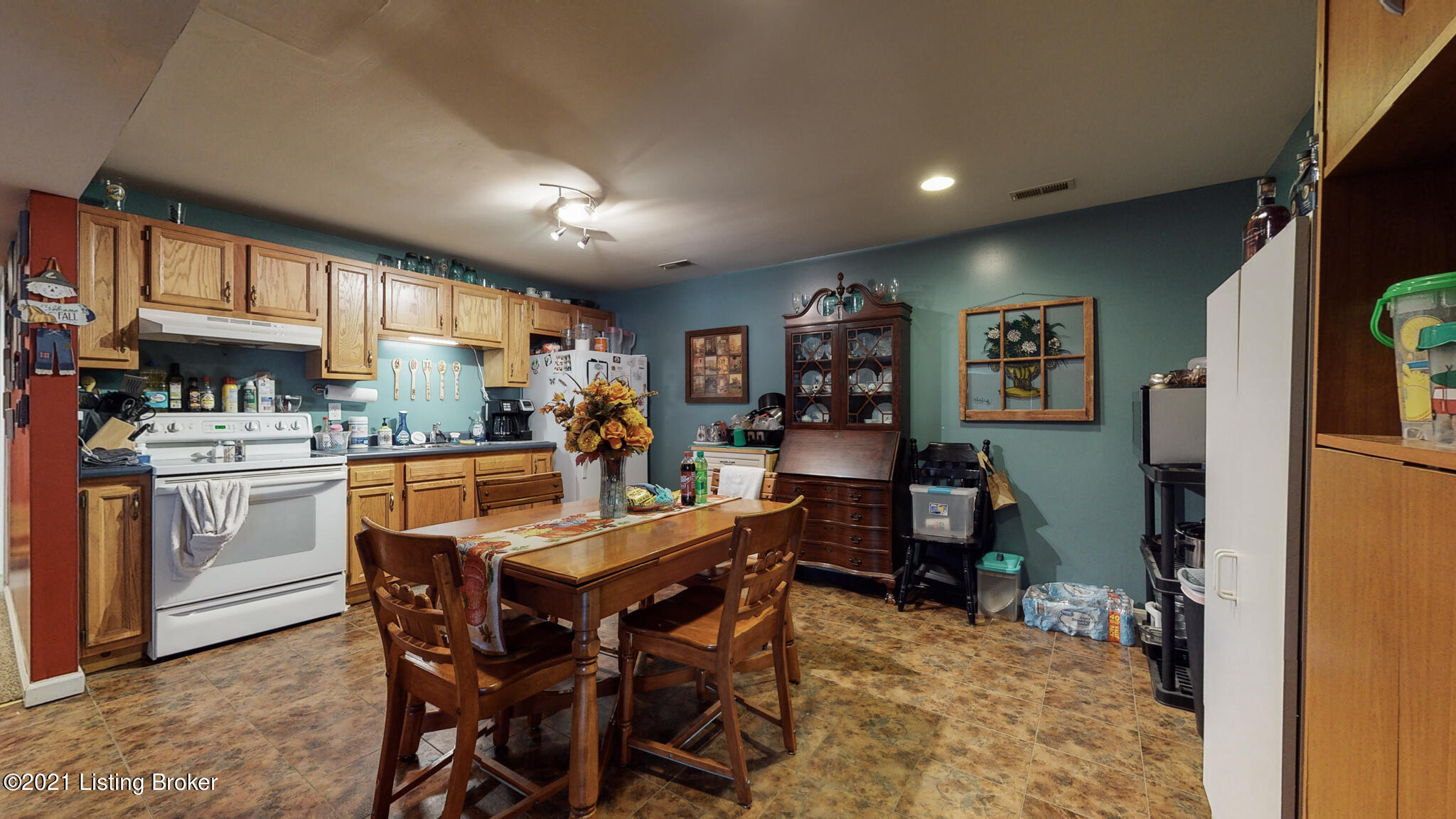 4403 Sulphur Road Sulphur, KY 40070 - Photo 15 of 37 Eat in Kitchen in basement