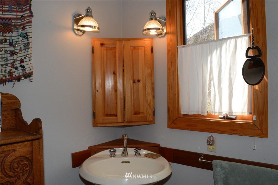 24 Beulah Road Carlton, WA 98814 - Photo 13 of 25 Gallery Image 13