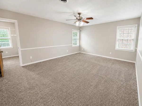 $2,850 | 2148 Riverdale Road, Germantown, TN 38138
