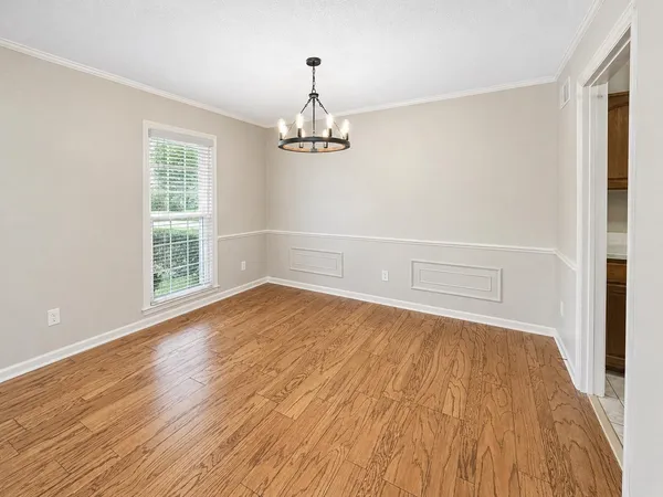 $2,850 | 2148 Riverdale Road, Germantown, TN 38138