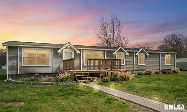$200,000 | 11146 Aspen Lane, Benton, IL 62812
