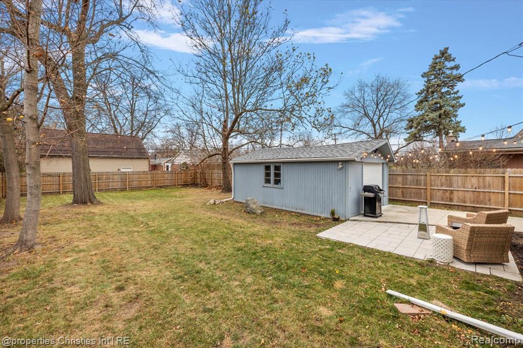 2011 Nakota Road Royal Oak, MI 48073 - Photo 24 of 27 Gallery Image 24