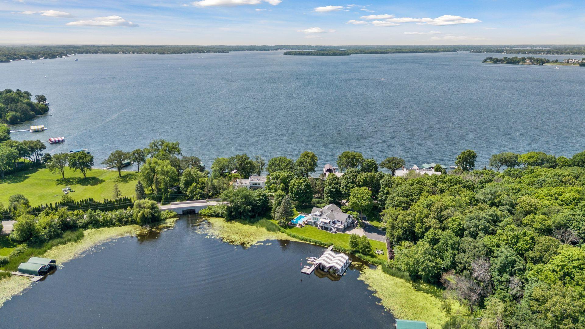 513 Ferndale Road West Wayzata, MN 55391 - Photo 105 of 106