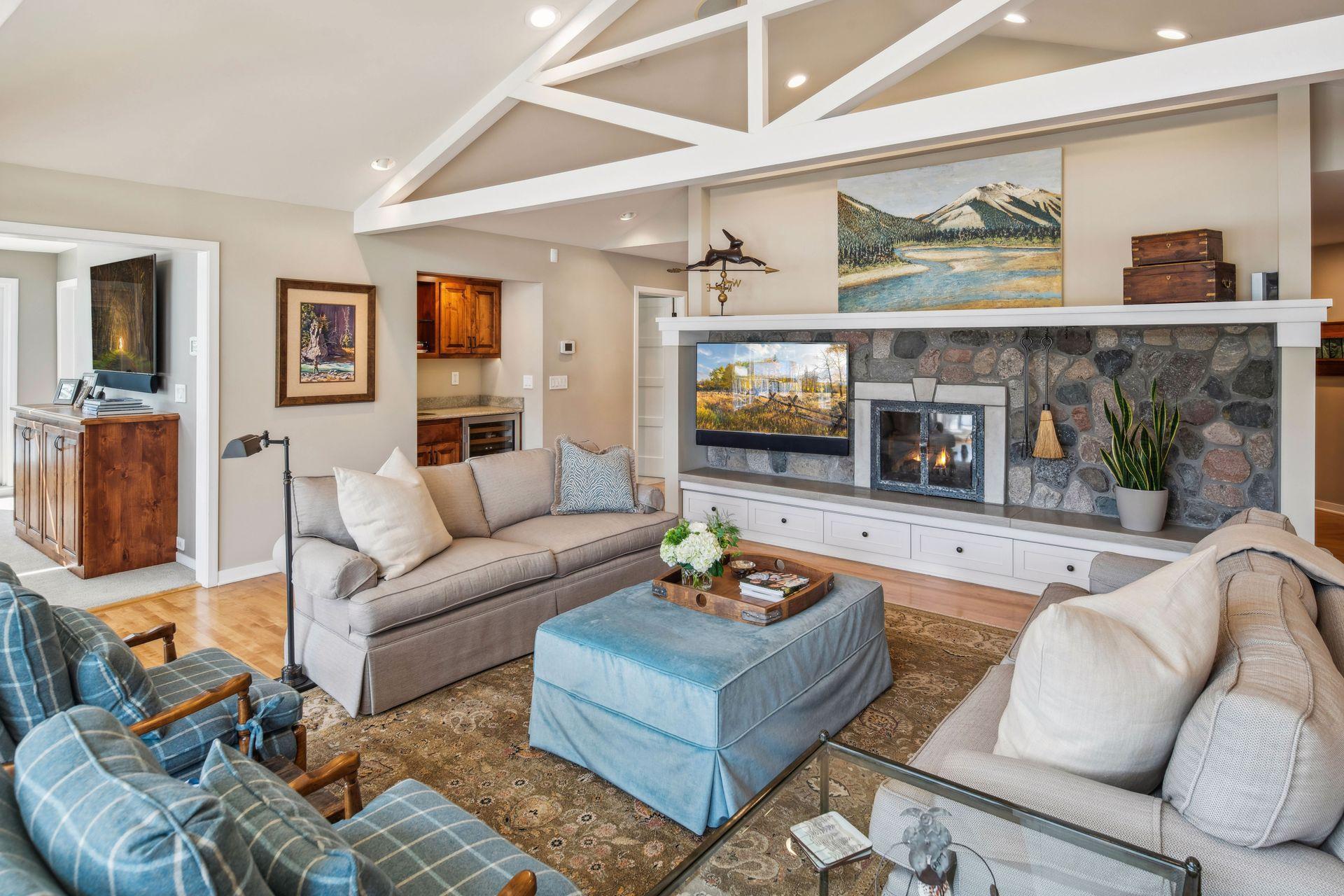 513 Ferndale Road West Wayzata, MN 55391 - Photo 14 of 106