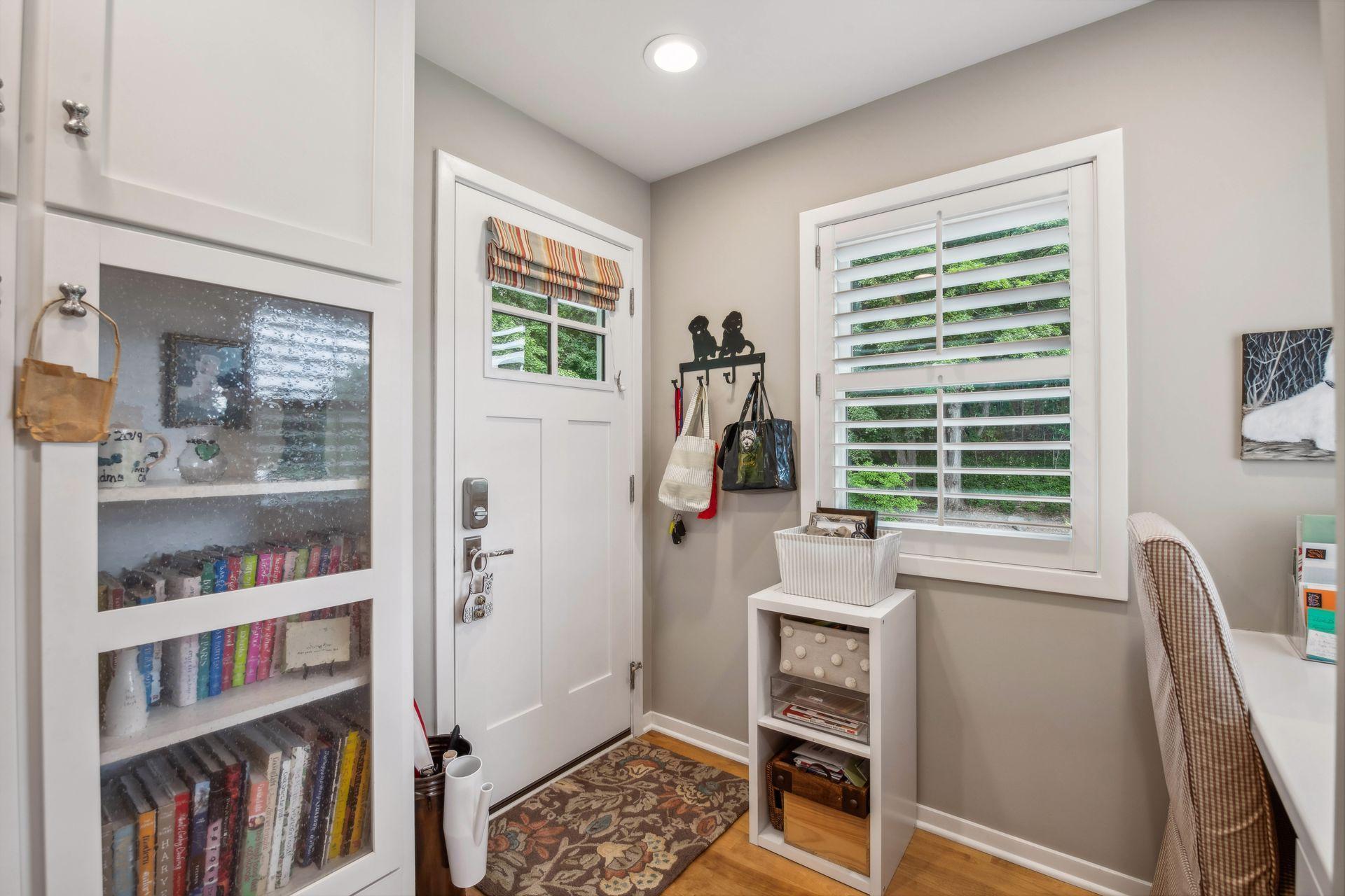 513 Ferndale Road West Wayzata, MN 55391 - Photo 37 of 106