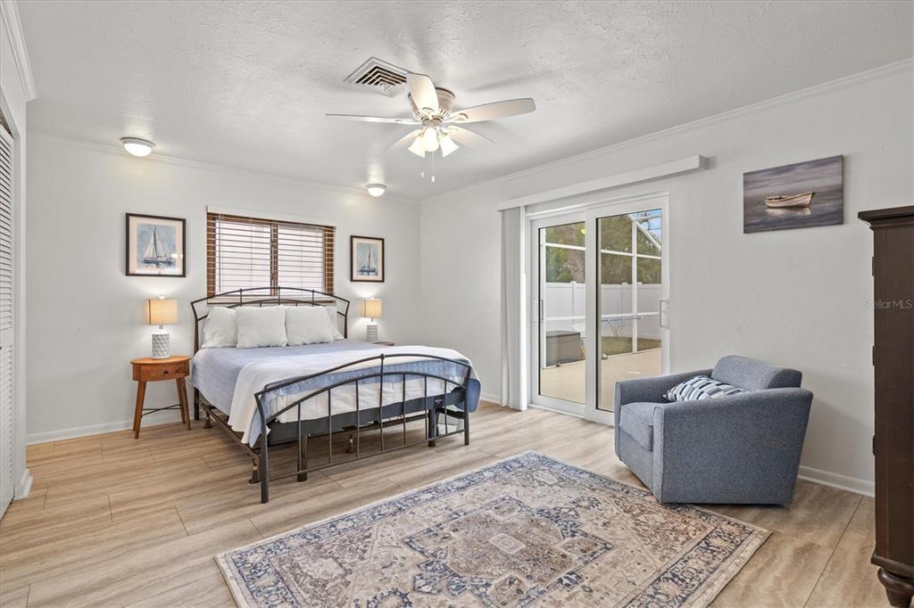 3236 South Lockwood Ridge Road Sarasota, FL 34239 - Photo 19 of 59 Gallery Image 19