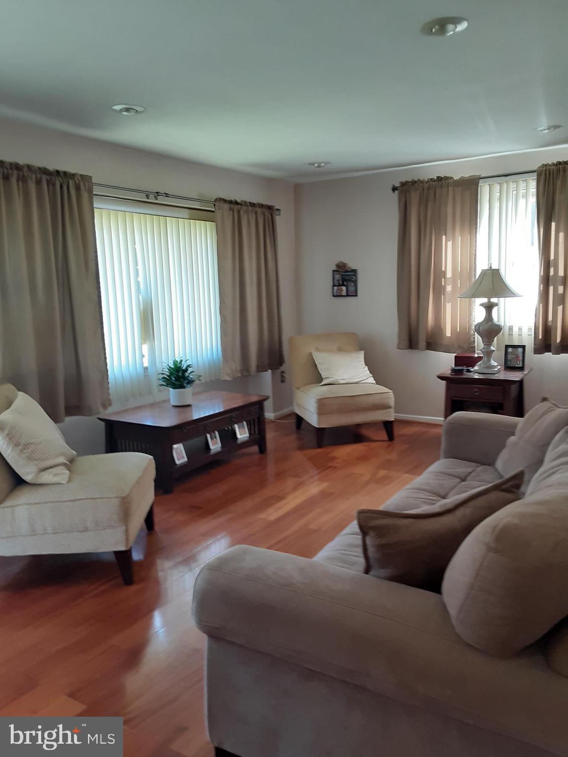 9856 Verree Road Philadelphia, PA 19115 - Photo 15 of 46