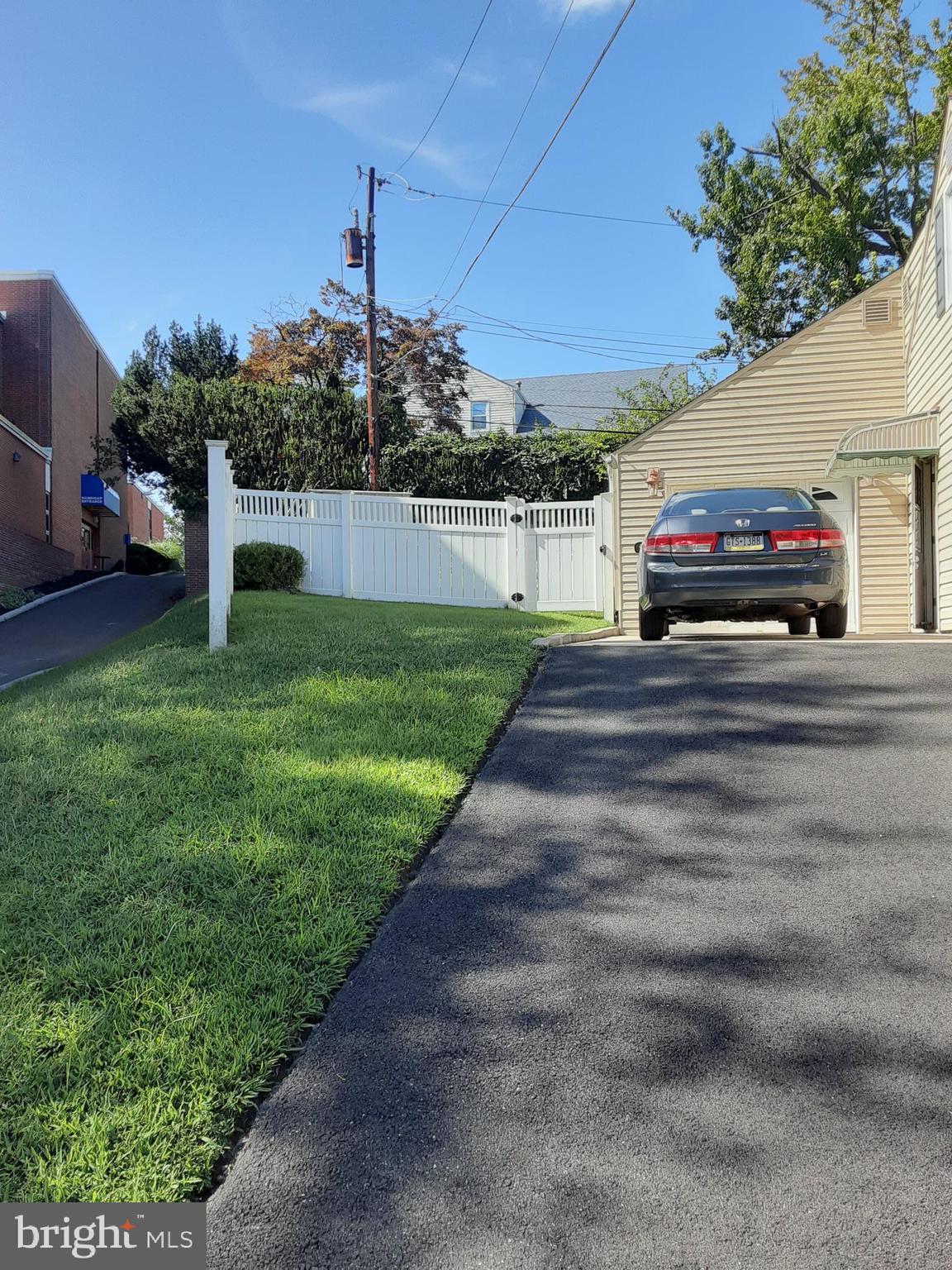 9856 Verree Road Philadelphia, PA 19115 - Photo 30 of 46