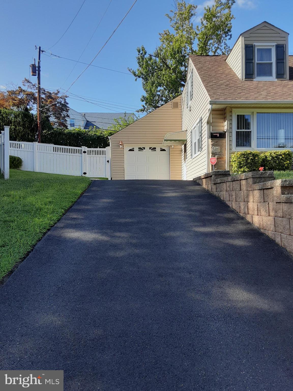 9856 Verree Road Philadelphia, PA 19115 - Photo 7 of 46