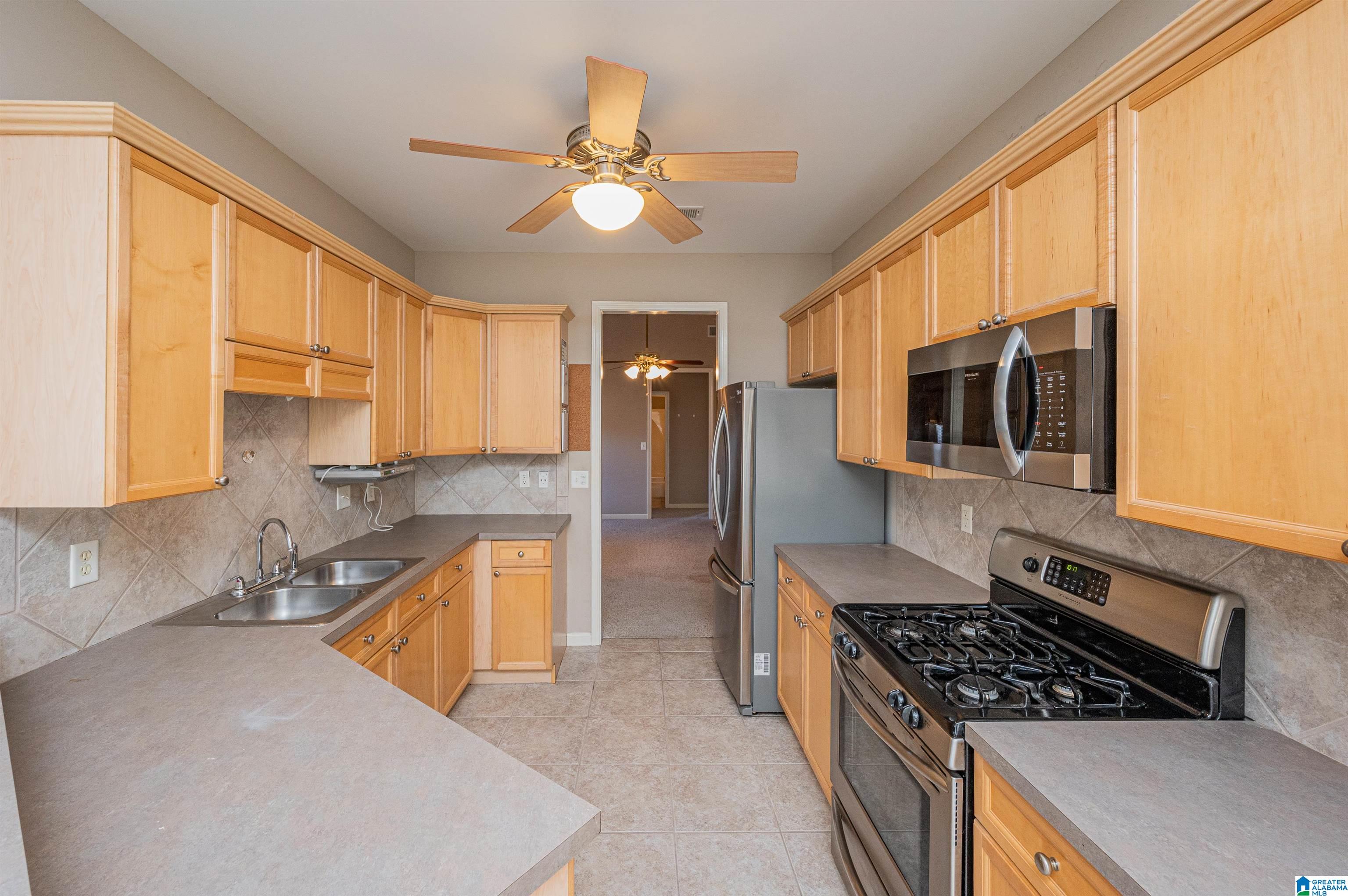 124 Churchill Drive Alabaster, AL 35114 - Photo 16 of 43