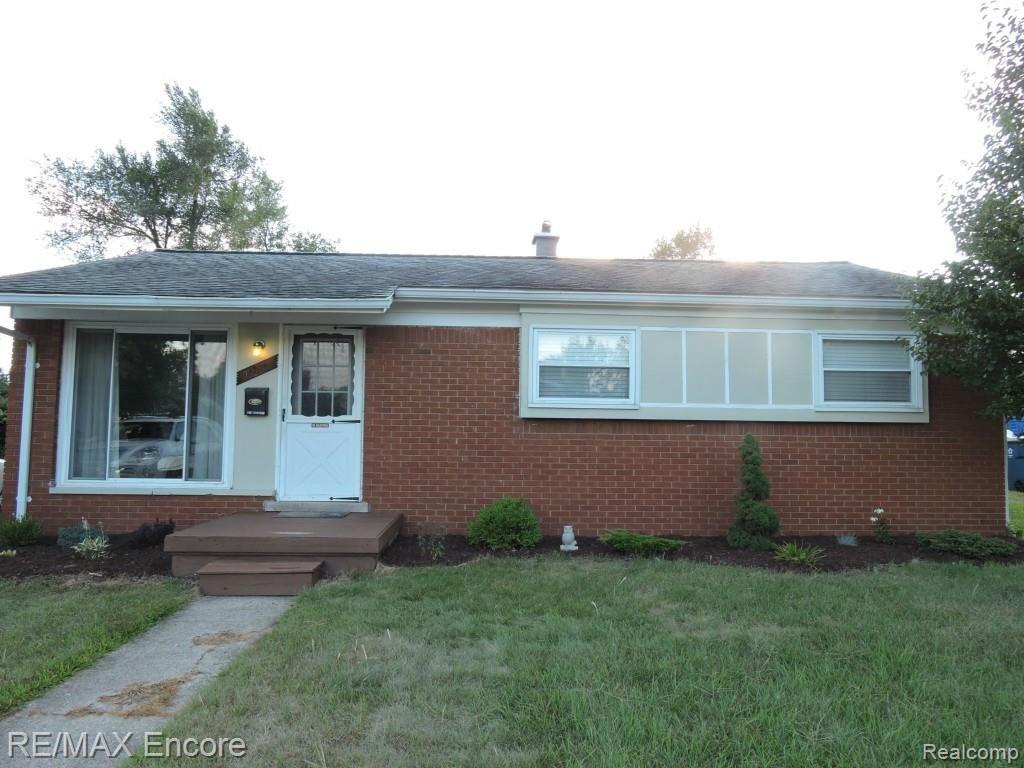 1007 Winifred Drive Holly, MI 48442 - Photo 1 of 21 Front.jpg