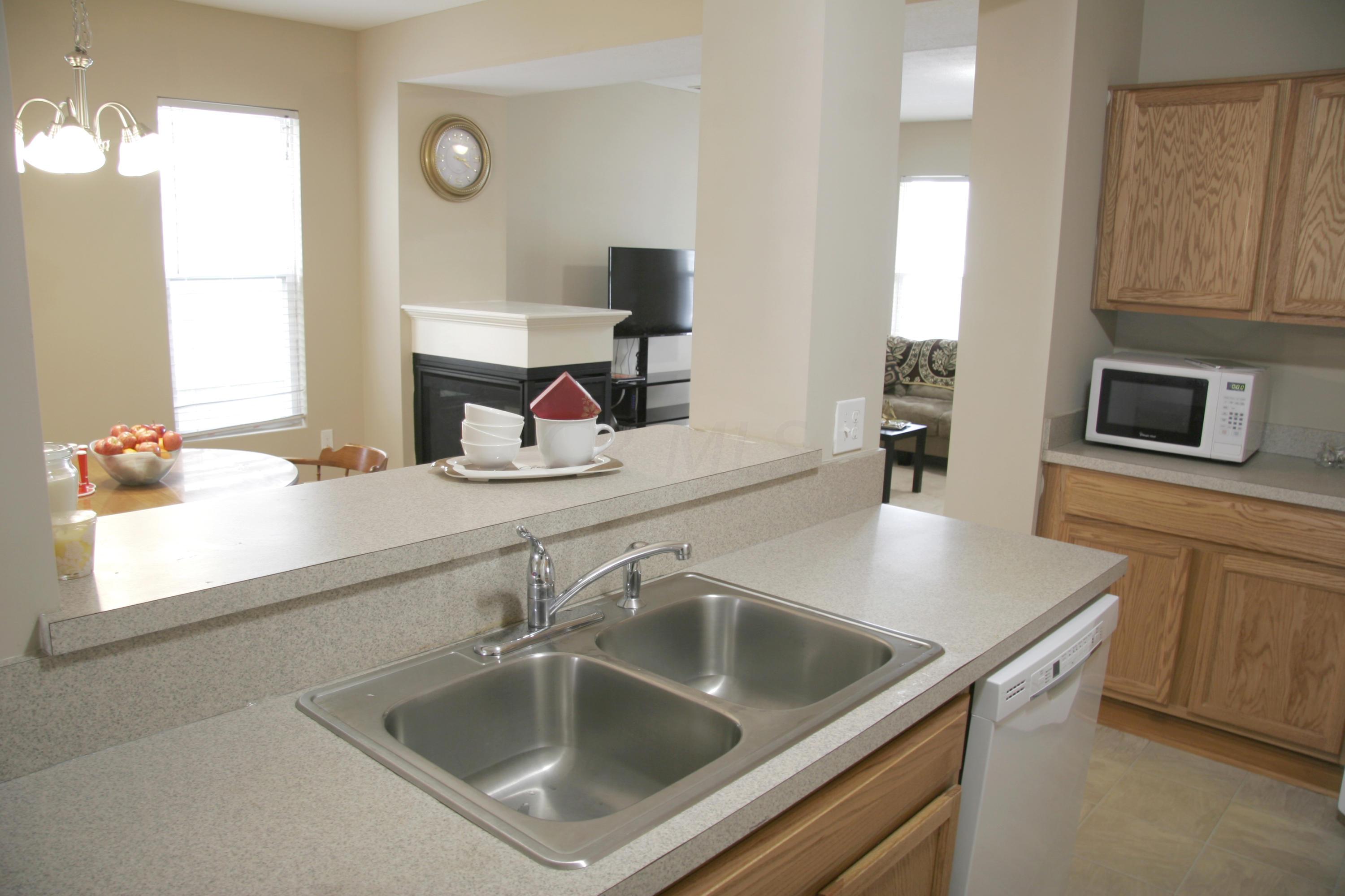 6154 Rackley Way Westerville, OH 43081 - Photo 10 of 57 Gallery Image 10
