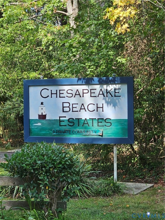 "Chesapeake Beach Estates" community signage with