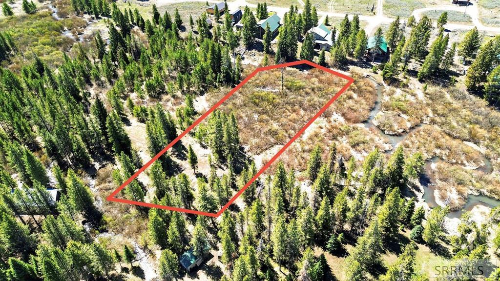 4047 Kickapoo Circle Island Park, ID 83429 - Photo 14 of 35