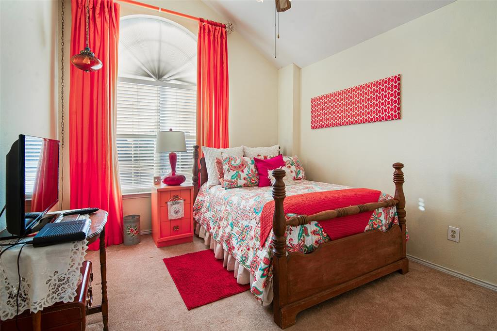 409 Red River Trail Irving, TX 75063 - Photo 22 of 31 a bedroom with a bed and a window