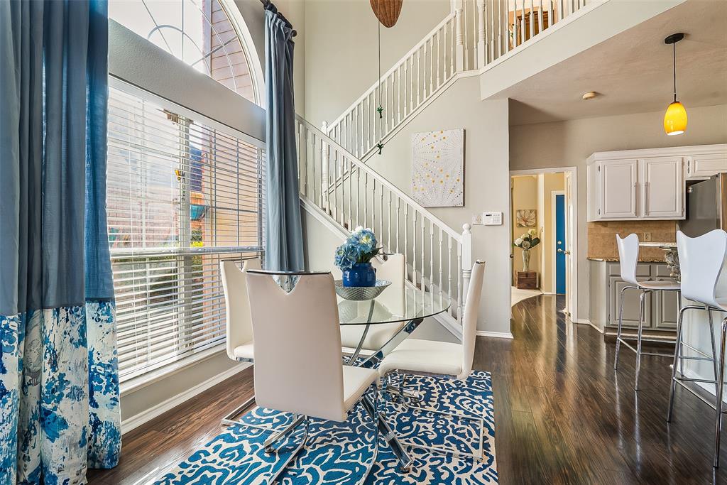 409 Red River Trail Irving, TX 75063 - Photo 9 of 31 a view of living room and entryway