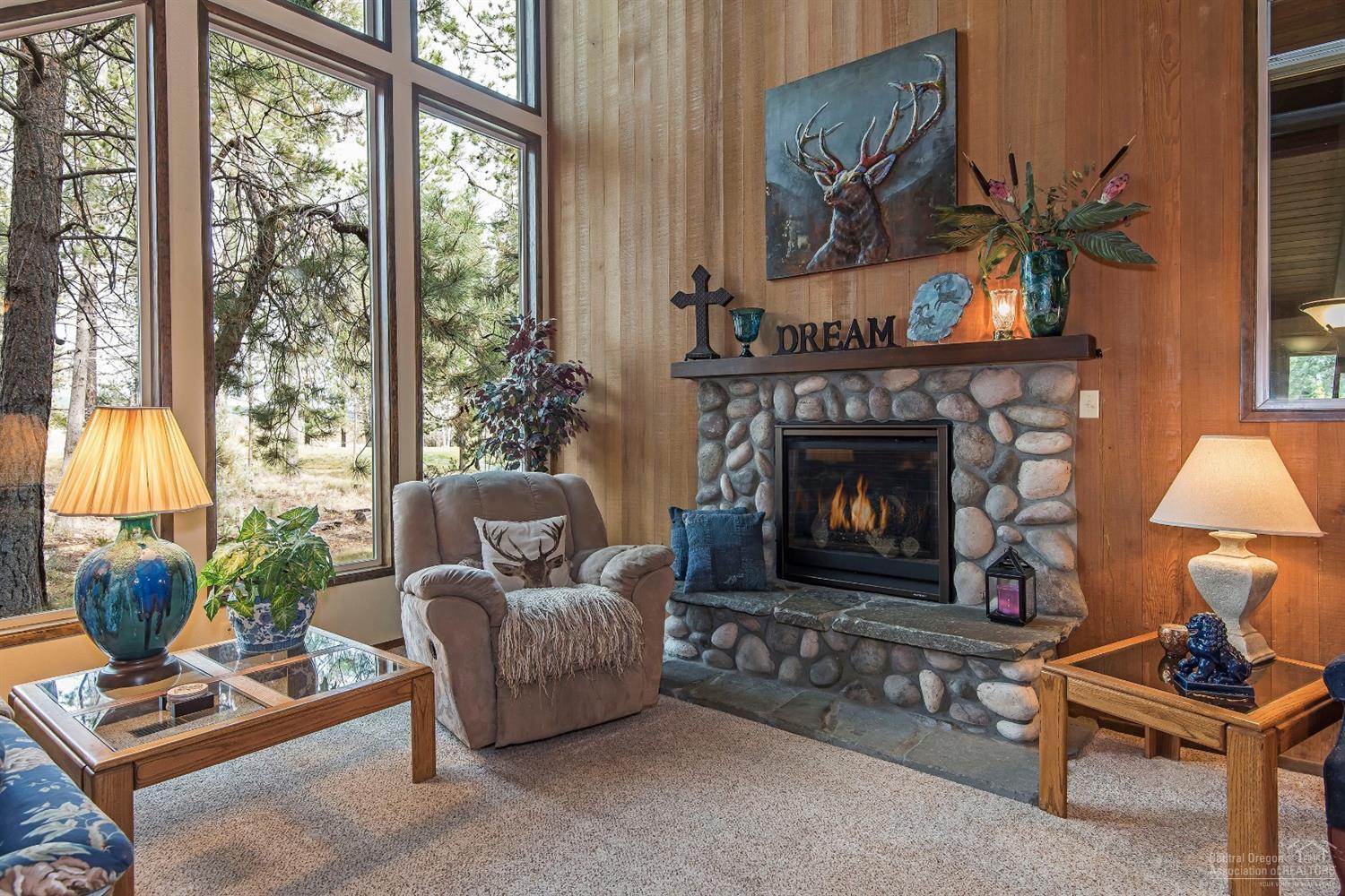 17536 Meadow Lark Lane, Unit 4 Sunriver, OR 97707 - Photo 11 of 25 Additional Photo