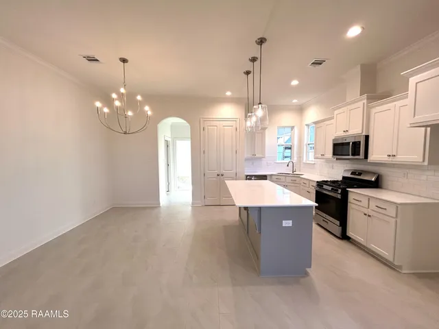 $274,000 | 111 Carreras Lane, Maurice, LA 70555