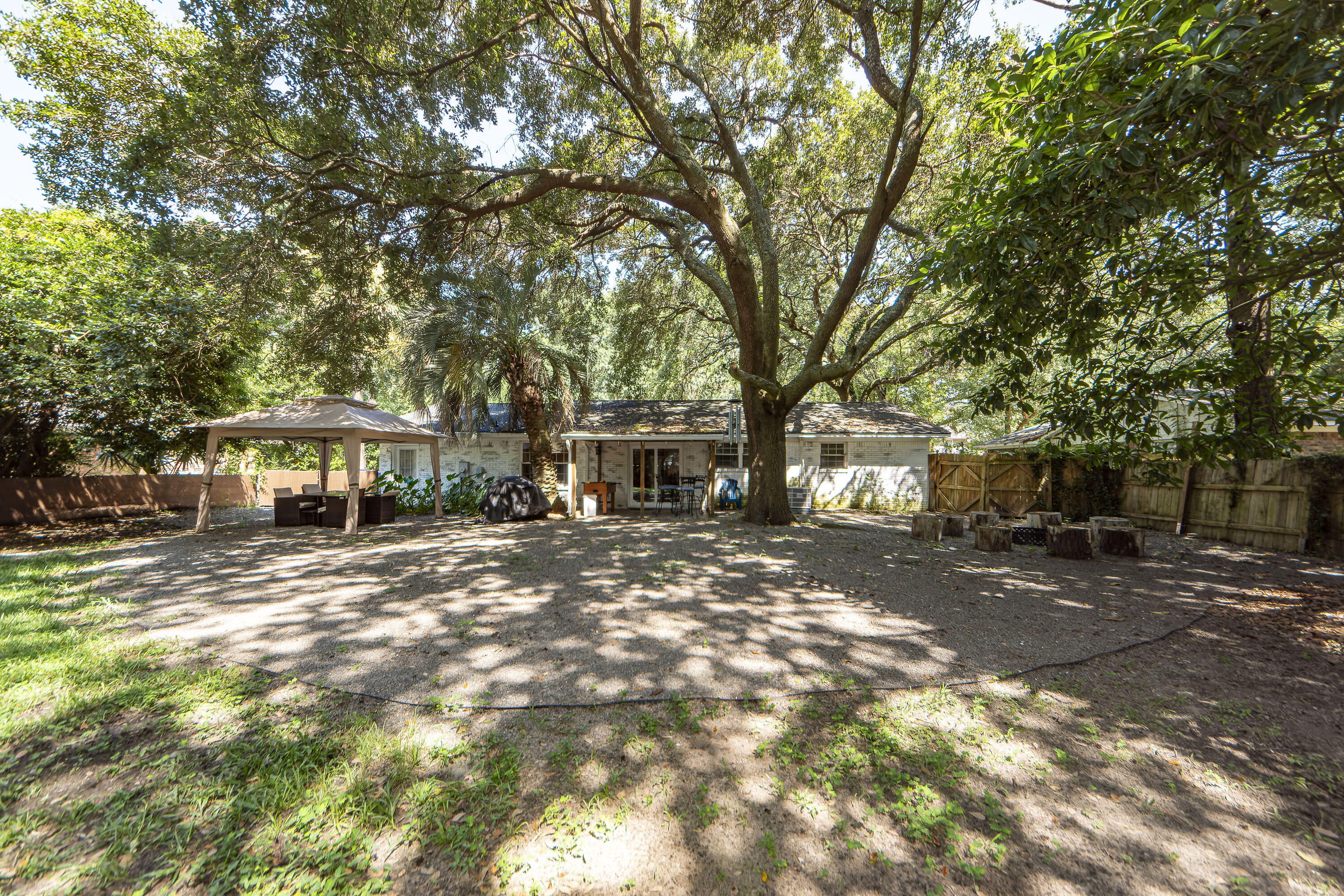1215 Mathis Ferry Road Mount Pleasant, SC 29464 - Photo 36 of 45 40