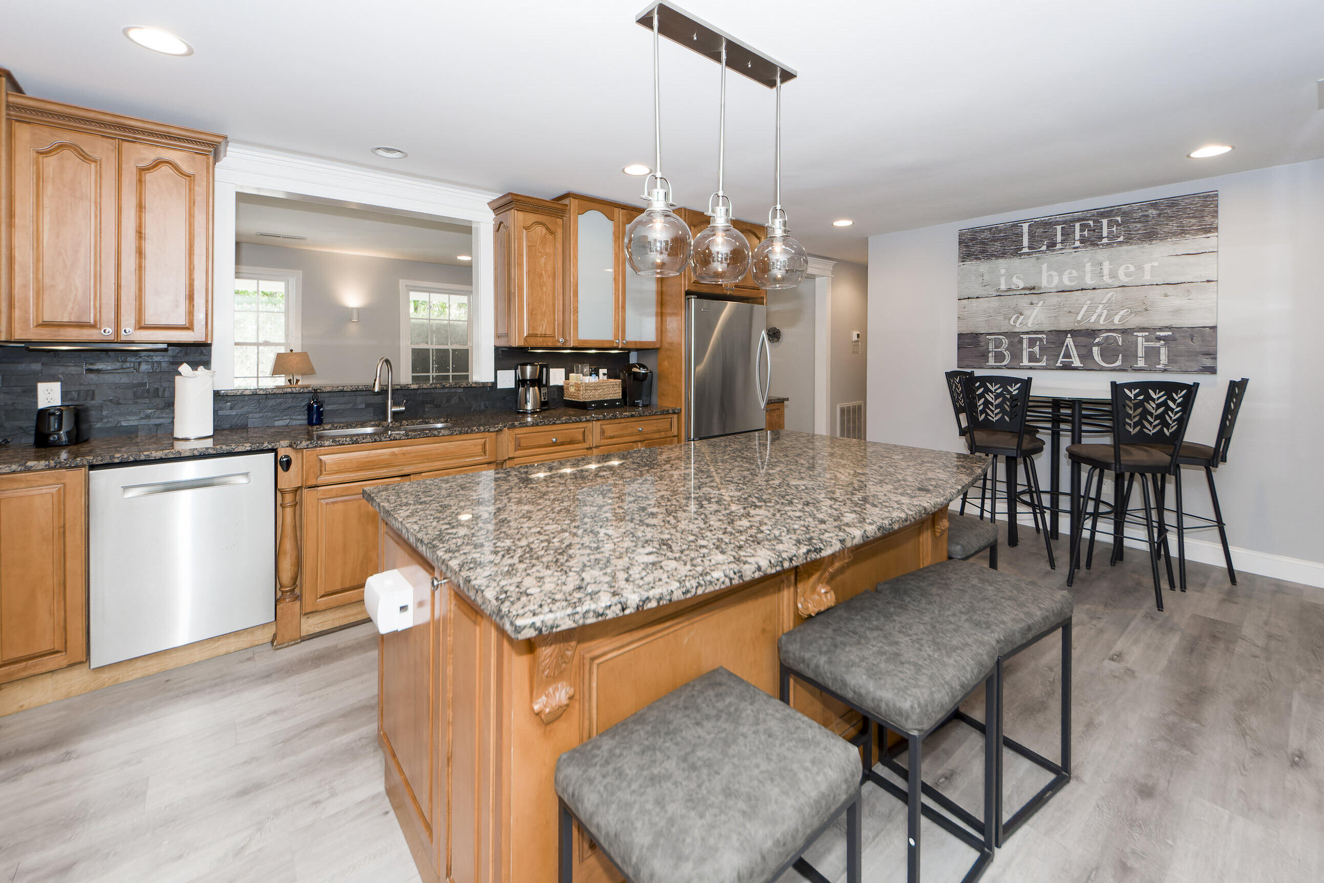 1215 Mathis Ferry Road Mount Pleasant, SC 29464 - Photo 8 of 45 14