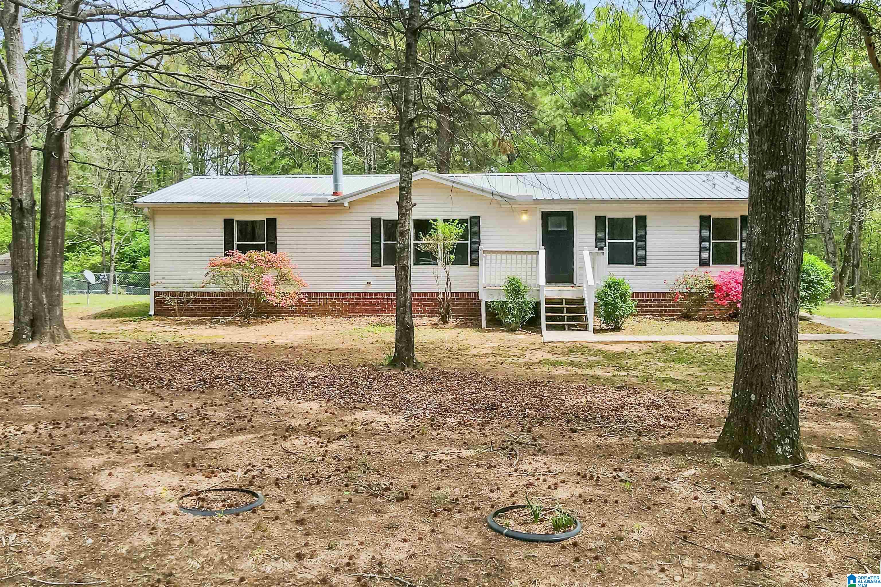 115 Tyler Circle Vincent, AL 35178 - Photo 3 of 42
