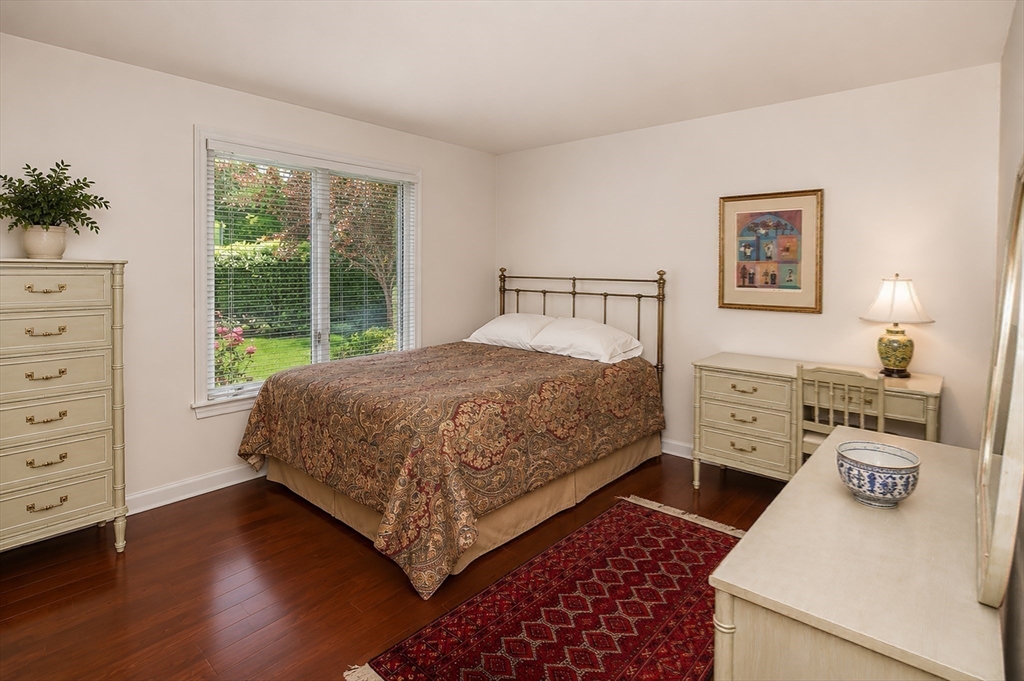 26 Brooks Road Longmeadow, MA 01106 - Photo 27 of 41