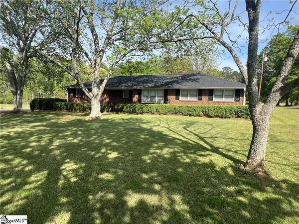 $259,900 | 1302 Anderson Street, Belton, SC 29627